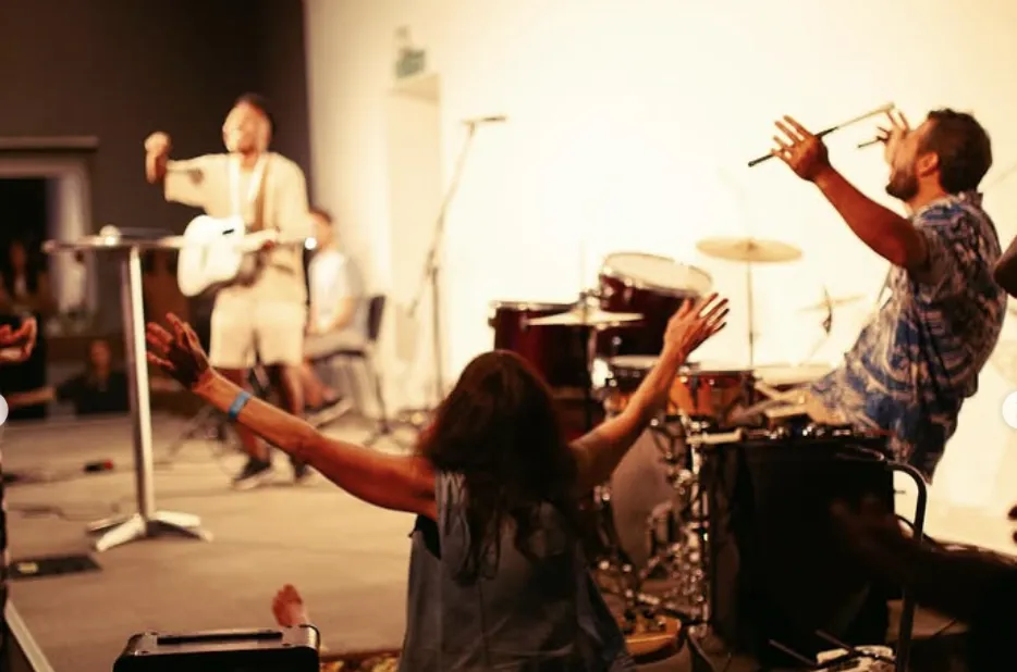 Iris Europe Worship
